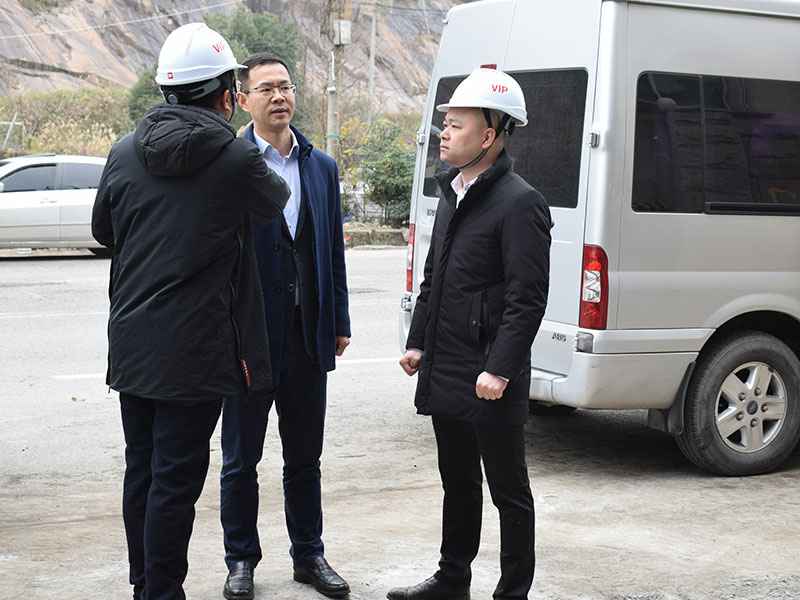 苗市长走访必威官方版网站登录入口-必威(中国)集团